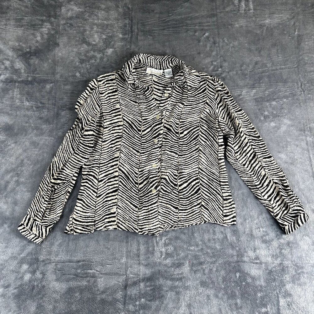 New York City Design Co. 100% Silk V-neck Button up Shirt Size M Artsy Animal - Picture 3 of 9
